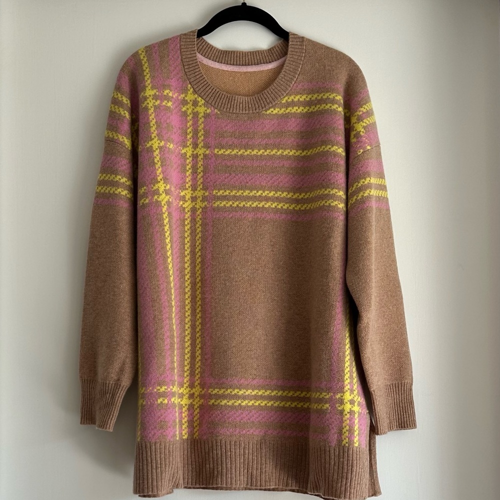 NEW Merino Wool Oversized Yellow Pink Women’s Size M/S  NWOT